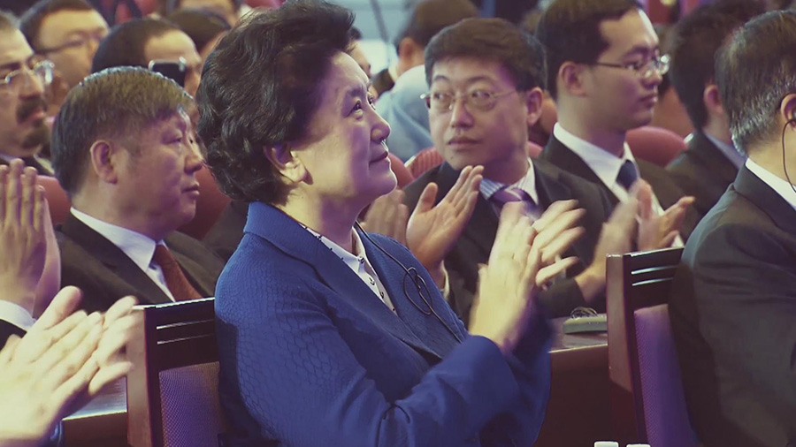 活动现场拍摄与直播